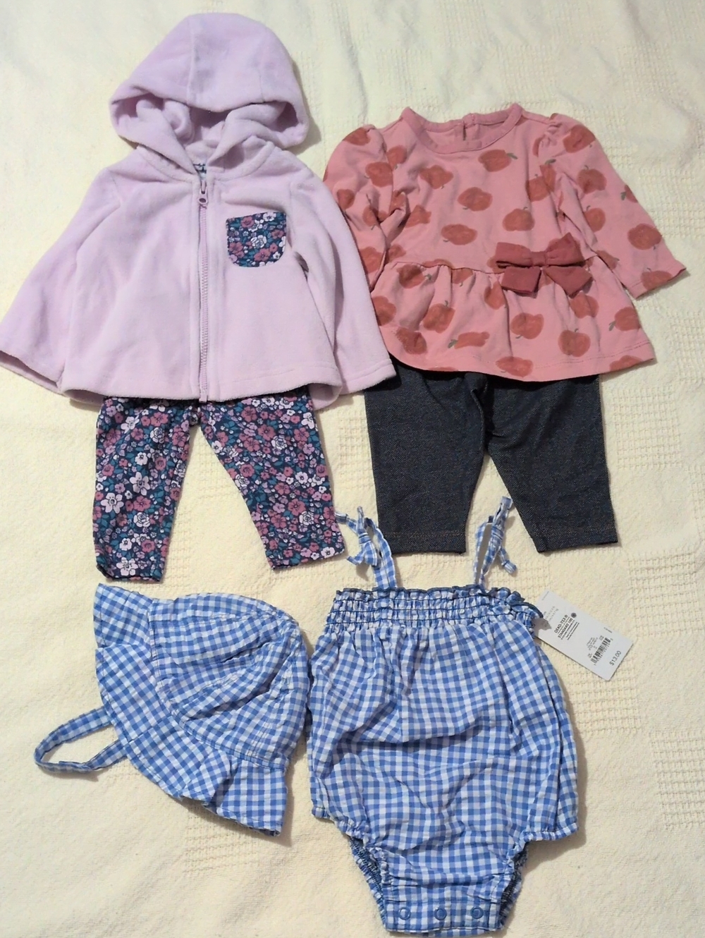 (3 Pck)Outfits Carter's Size 3 Month